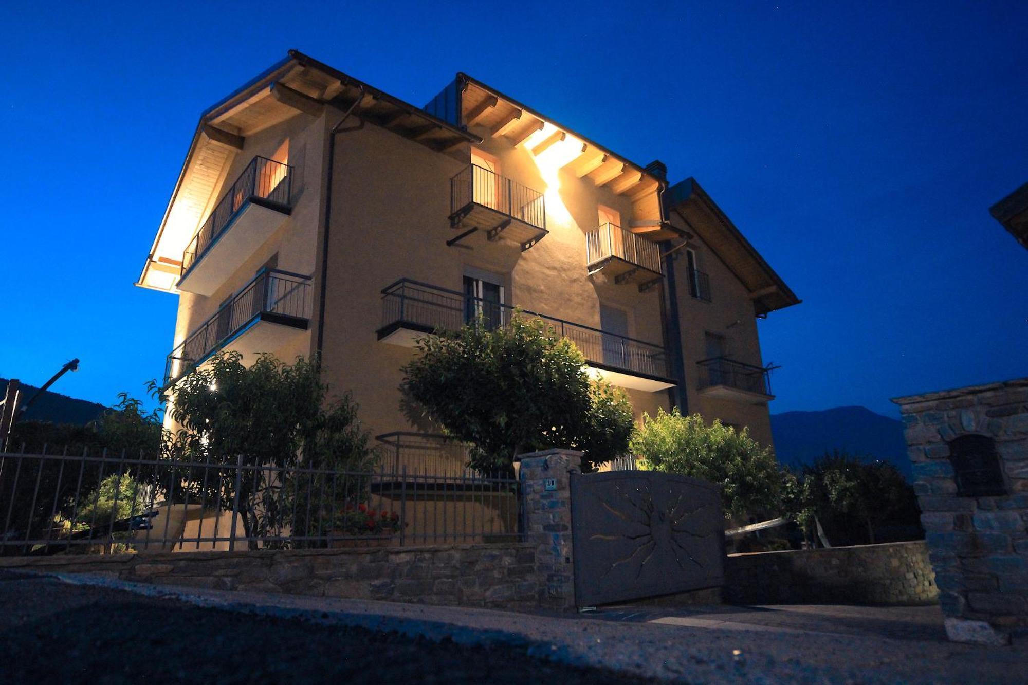 Apartment L'Envers Aosta Exteriér fotografie
